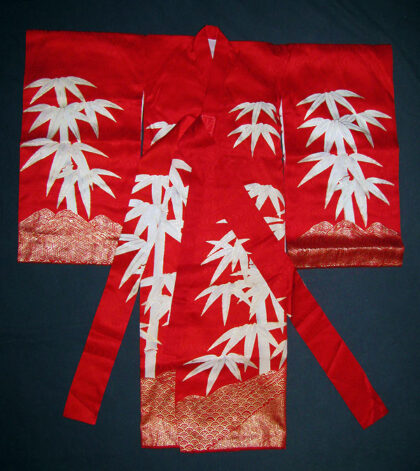 (01) Bambu flicka