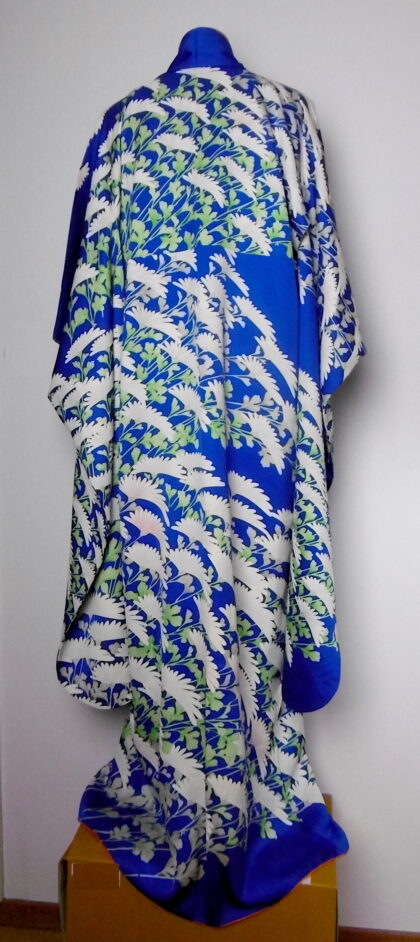 (03) Blå Blommig Furisode