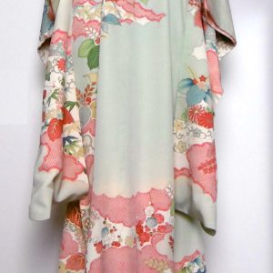 (22) Furisode Blommor