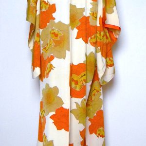 Komon (25) eller Ko-Furisode