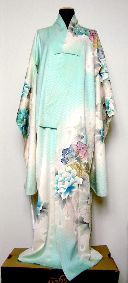(15)Ljusblå Furisode